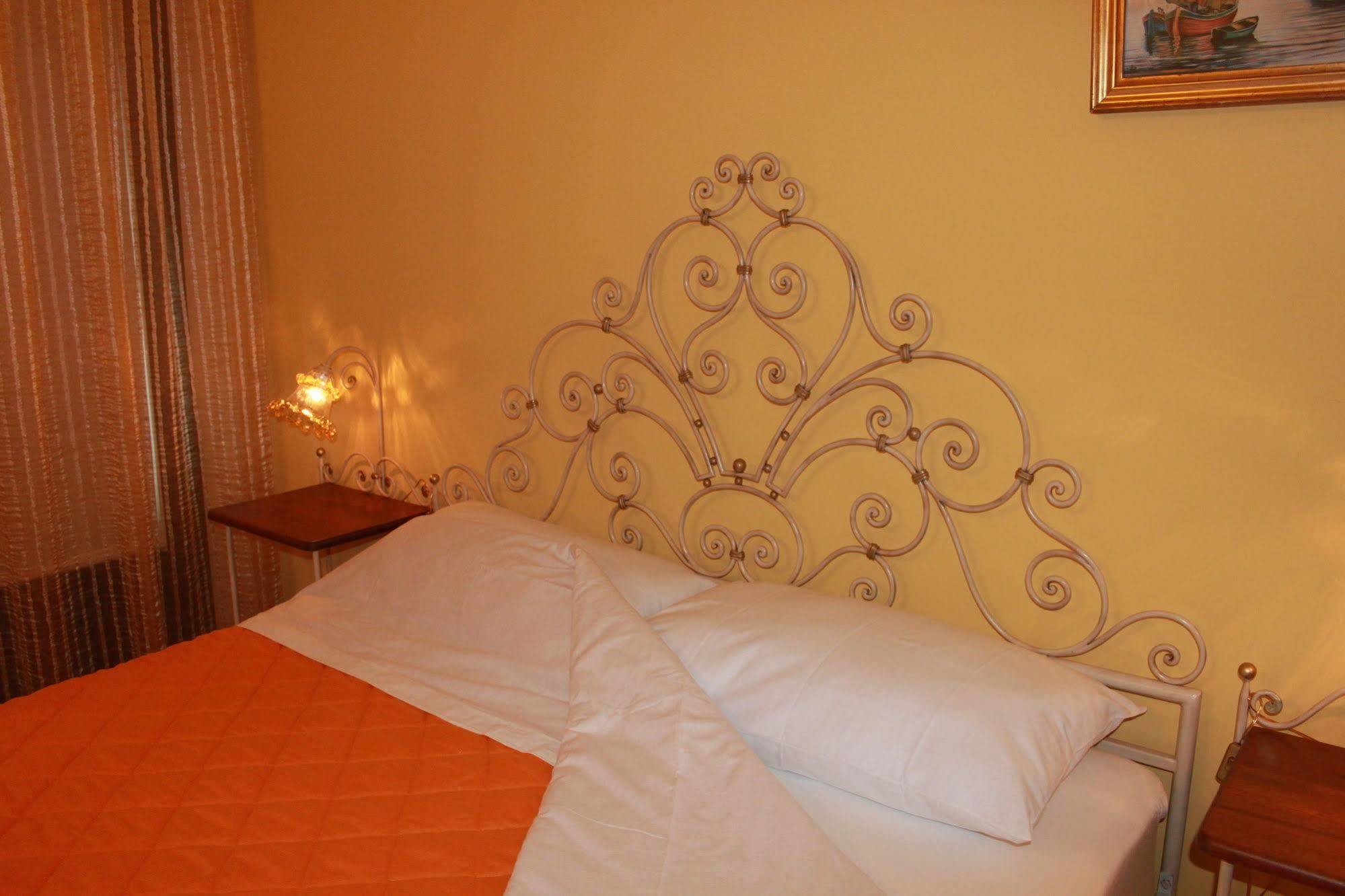 B&B Kalinifta Residence Carpignano Salentino Exterior foto